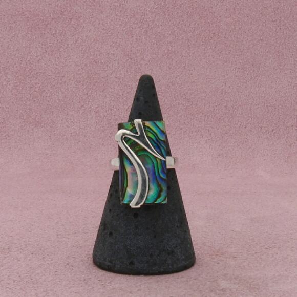 sterling silver vintage elongated abalone ring size 5.5 - Picture 1 of 3